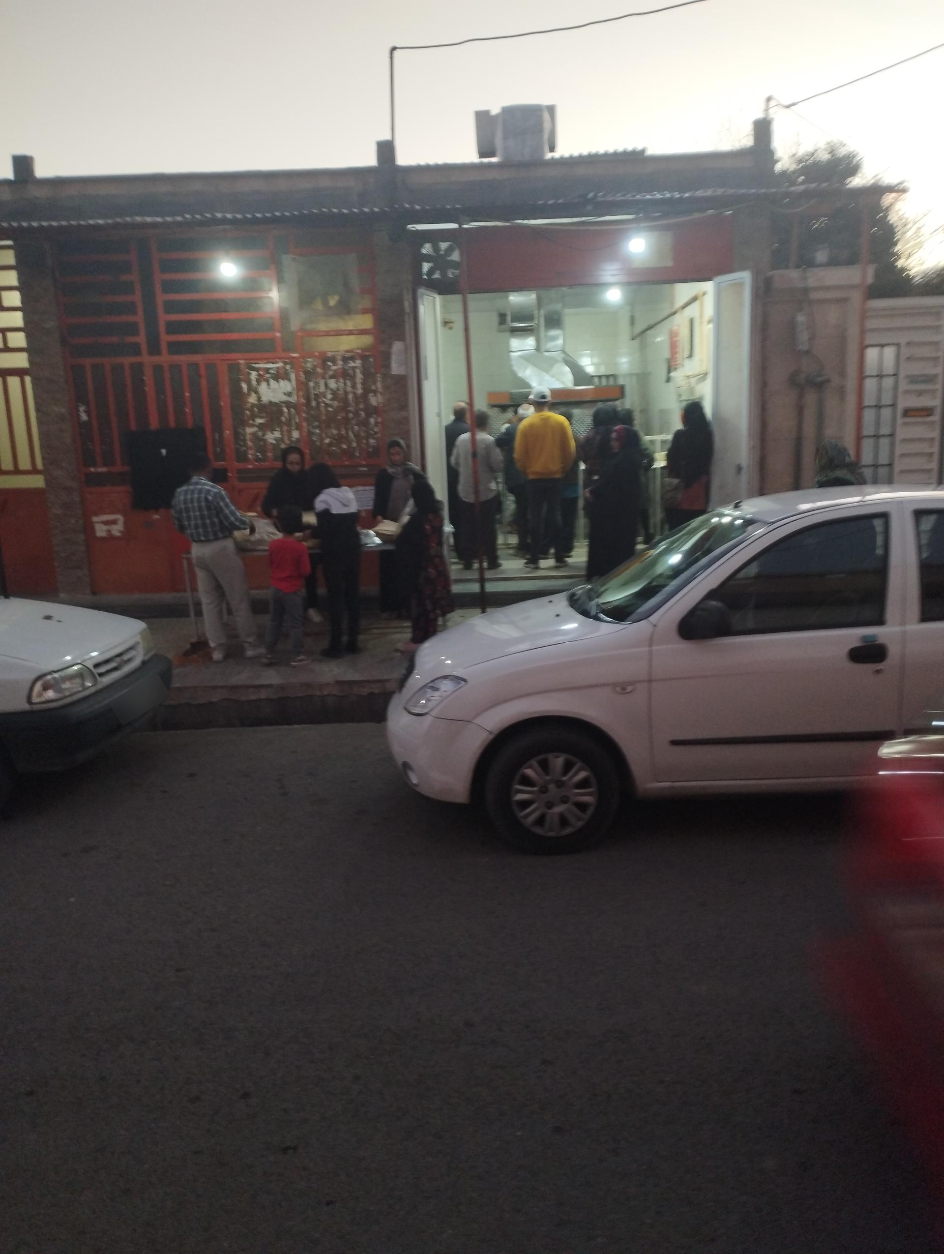 عکس نانوایی لواش روستا