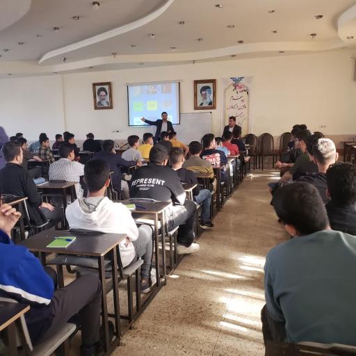 عکس دبیرستان پسرانه شاهد انصار