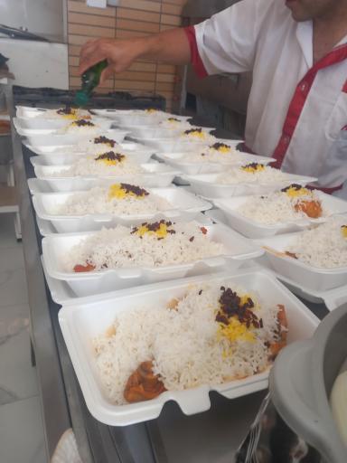 عکس کبابی سر آشپز 