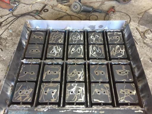 عکس دستگاه بلوک زنی