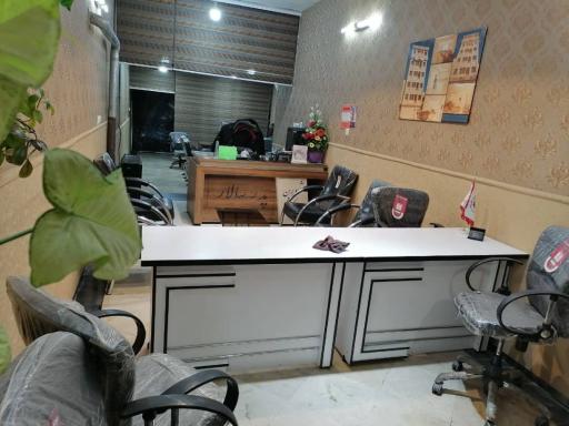 عکس مشاورین املاک پدر سالار 