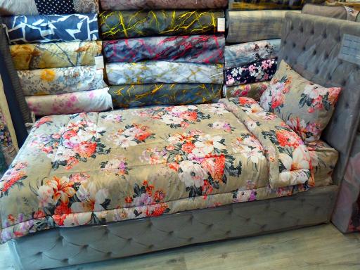 عکس فروشگاه کالای خواب وحیدی