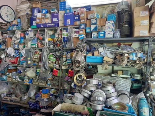 عکس فروشگاه لوازم یدکی پارت ولوو