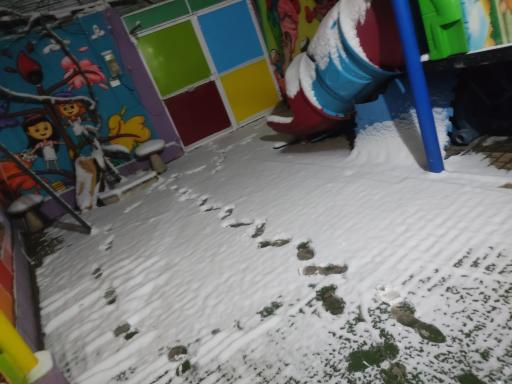 پیش دبستانی و مهد کودک شادونه