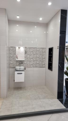 عکس انبار آلسن (فروش کاشی و سرامیک)