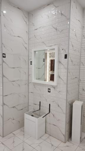 عکس انبار آلسن (فروش کاشی و سرامیک)