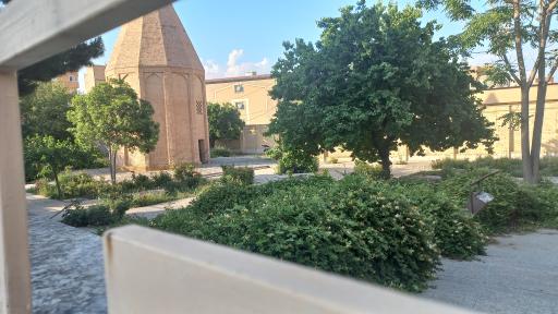 عکس برج تاریخی قربان