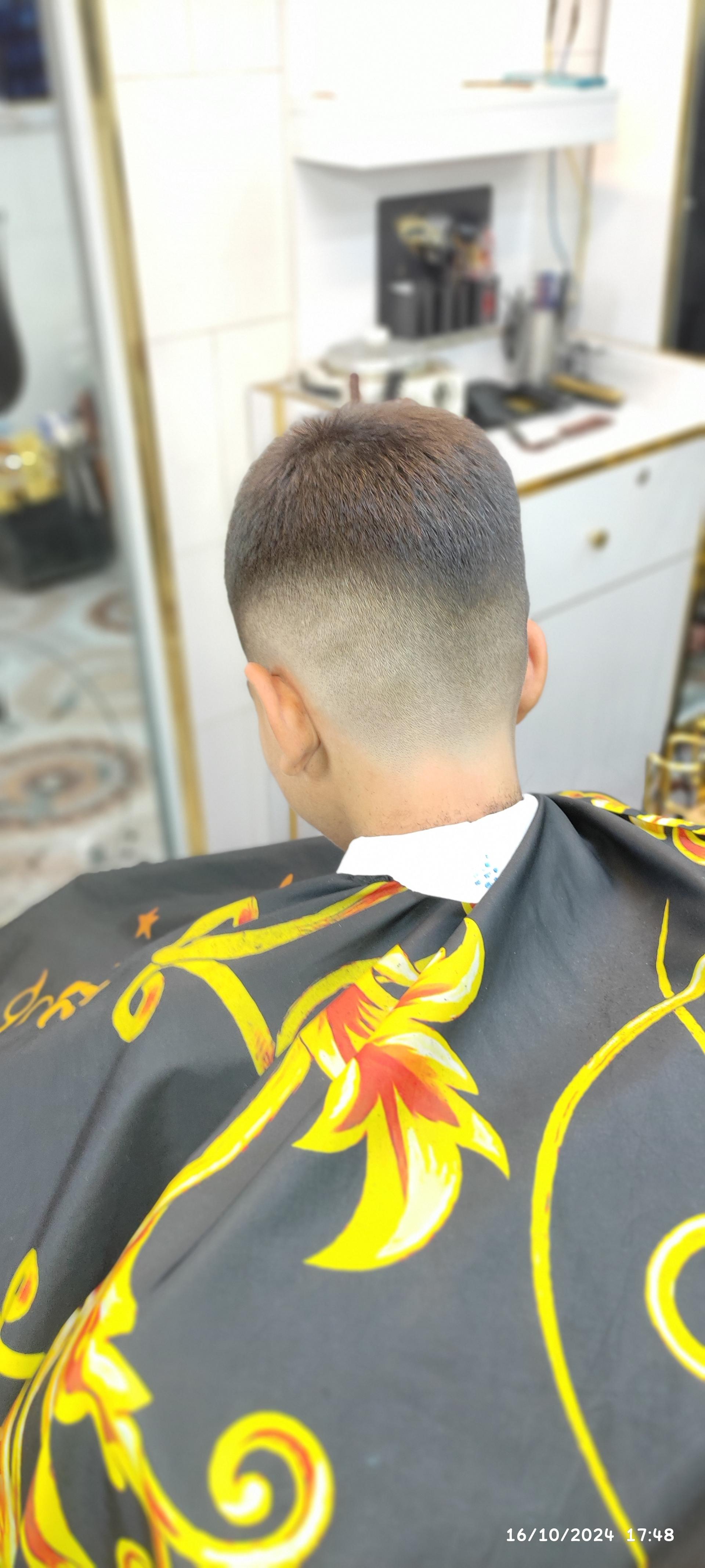 عکس پیرایشگاه ایده آل