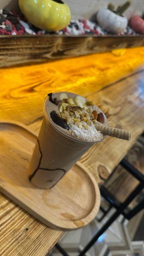 عکس کافه مون