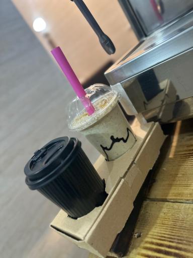 عکس کافه مون