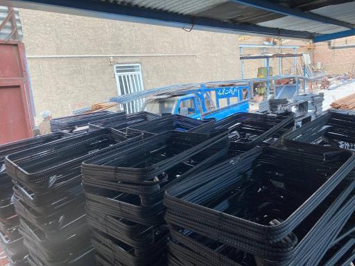 آهن آلات خنجری