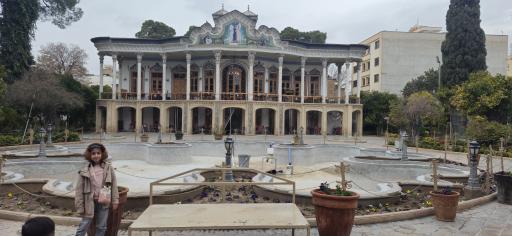 عکس حوض عمارت شاپوری 