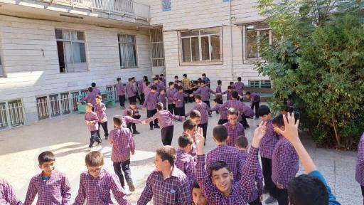 دبیرستان متوسطه اول پسرانه آیات