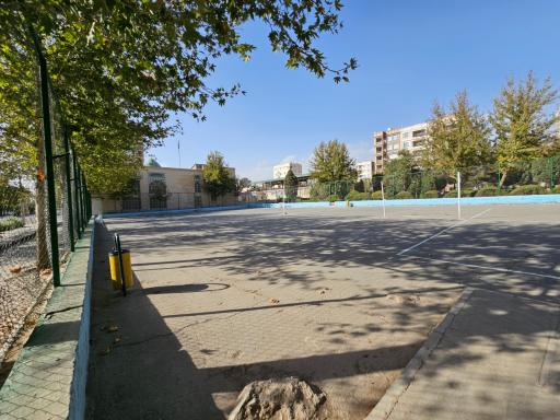عکس زمین بازی والیبال پارک لاله