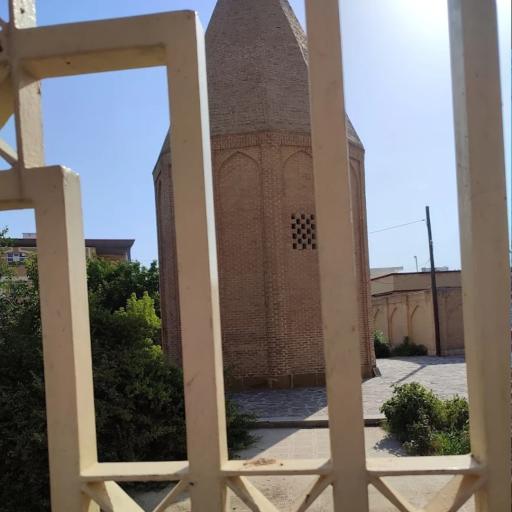 عکس برج تاریخی قربان