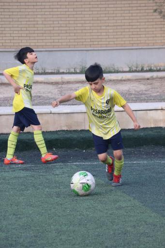 عکس ورزشگاه گل نرگس
