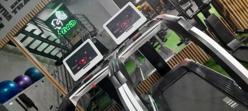 عکس باشگاه بدنسازی آناتومی