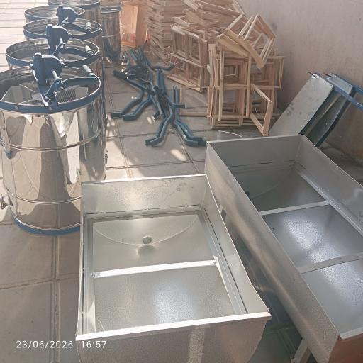 مستر عسل بیاتی