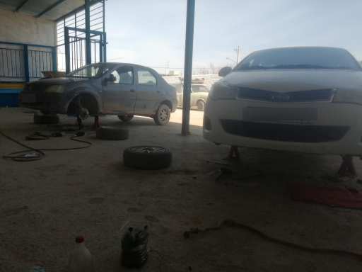 عکس تعمیرگاه مجاز ایران خودرو