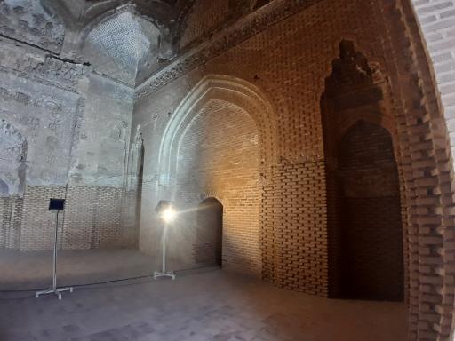 عکس مسجد و مدرسه حیدریه