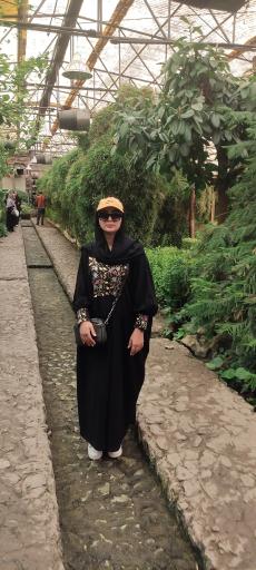 عکس باغ گل‌ های گرمسیری