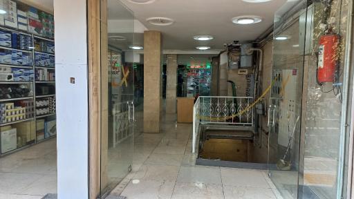 عکس مجتمع تجاری اداری میلاد