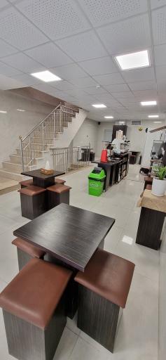 عکس فروشگاه قهوه‌ تایم