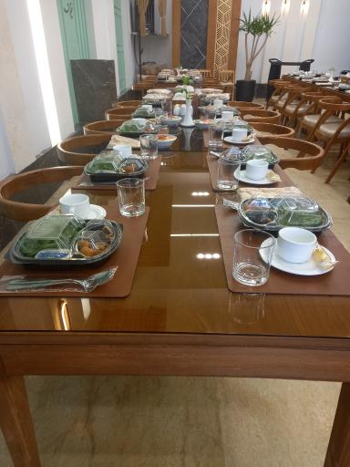 عکس رستوران سفیران