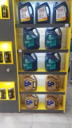 عکس تعویض روغن مرادی