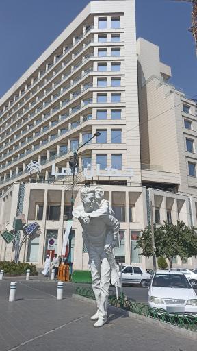عکس مجتمع تجاری اقامتی جهان نما