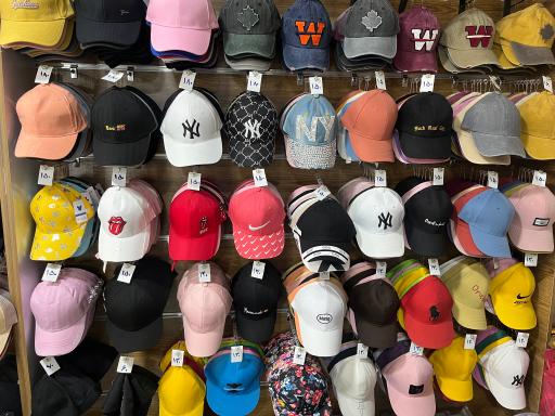 عکس فروشگاه جوراب اصغری