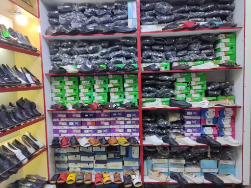 عکس کفش طبی شفا