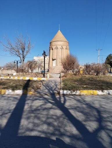عکس میدان رادکان