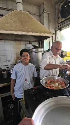 عکس دیزی سرای عمو حسن