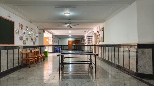 عکس دبیرستان علوم و معارف اسلامی صدرا