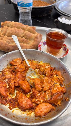 عکس دیزی سرای عمو حسن