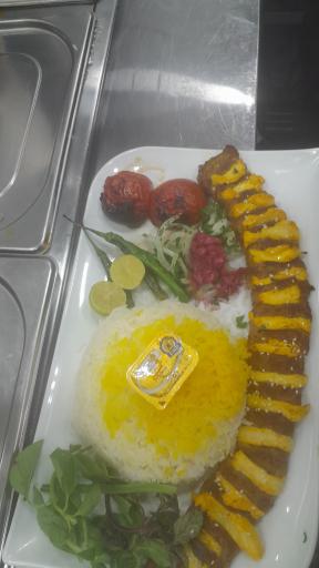 رستوران و کبابی آزادی