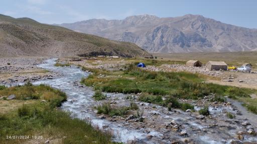 عکس دشت لار