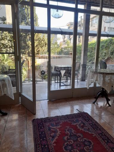 عکس کافه اتفاق