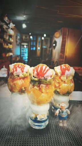 عکس کافه فیکا