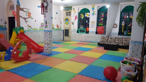 عکس کودکستان و پیش دبستانی اسرا