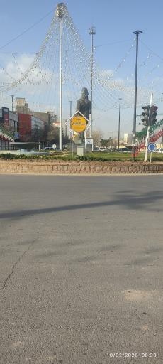 عکس میدان میرزاکوچک خان