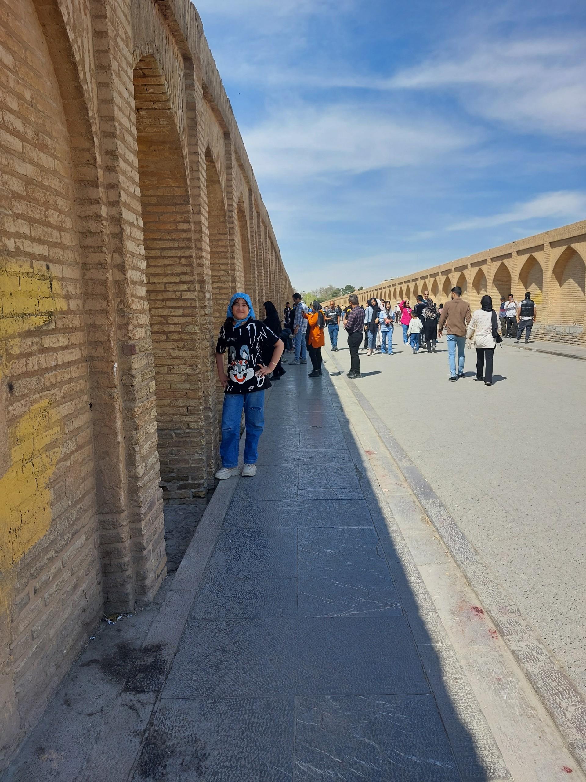 عکس سی و سه پل