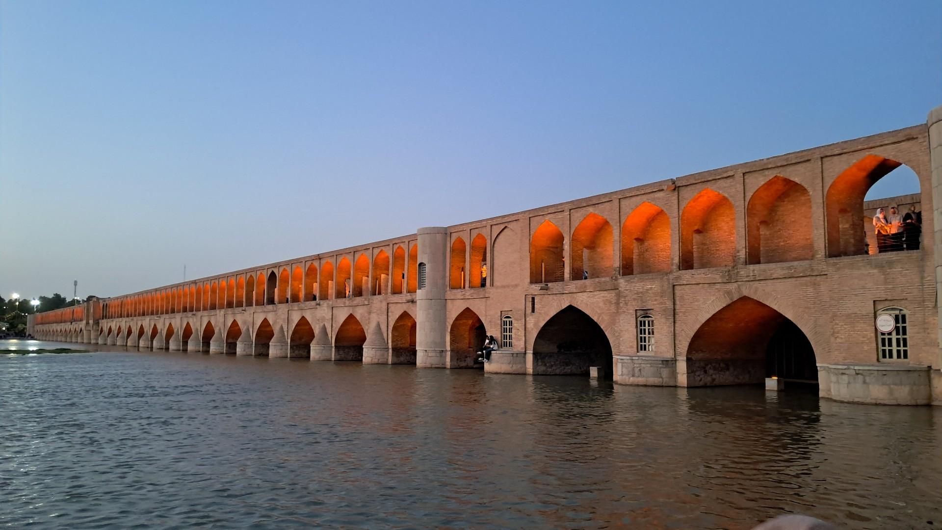 عکس سی و سه پل