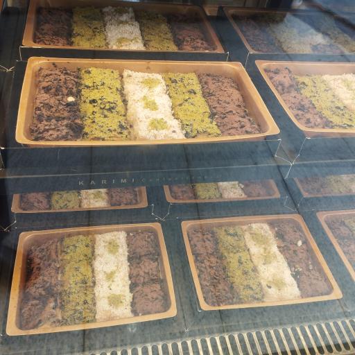 عکس قنادی کریمی