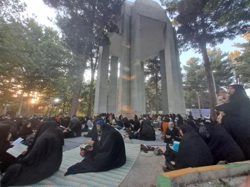 عکس یادمان شهدای گمنام 