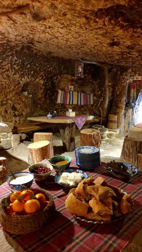 عکس اقامتگاه بومگردی میمندمون