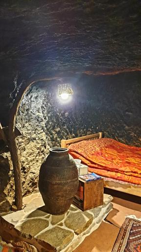 عکس اقامتگاه بومگردی میمندمون