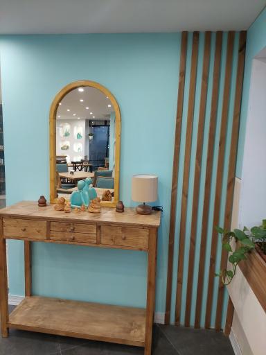 عکس کافه هارمونی