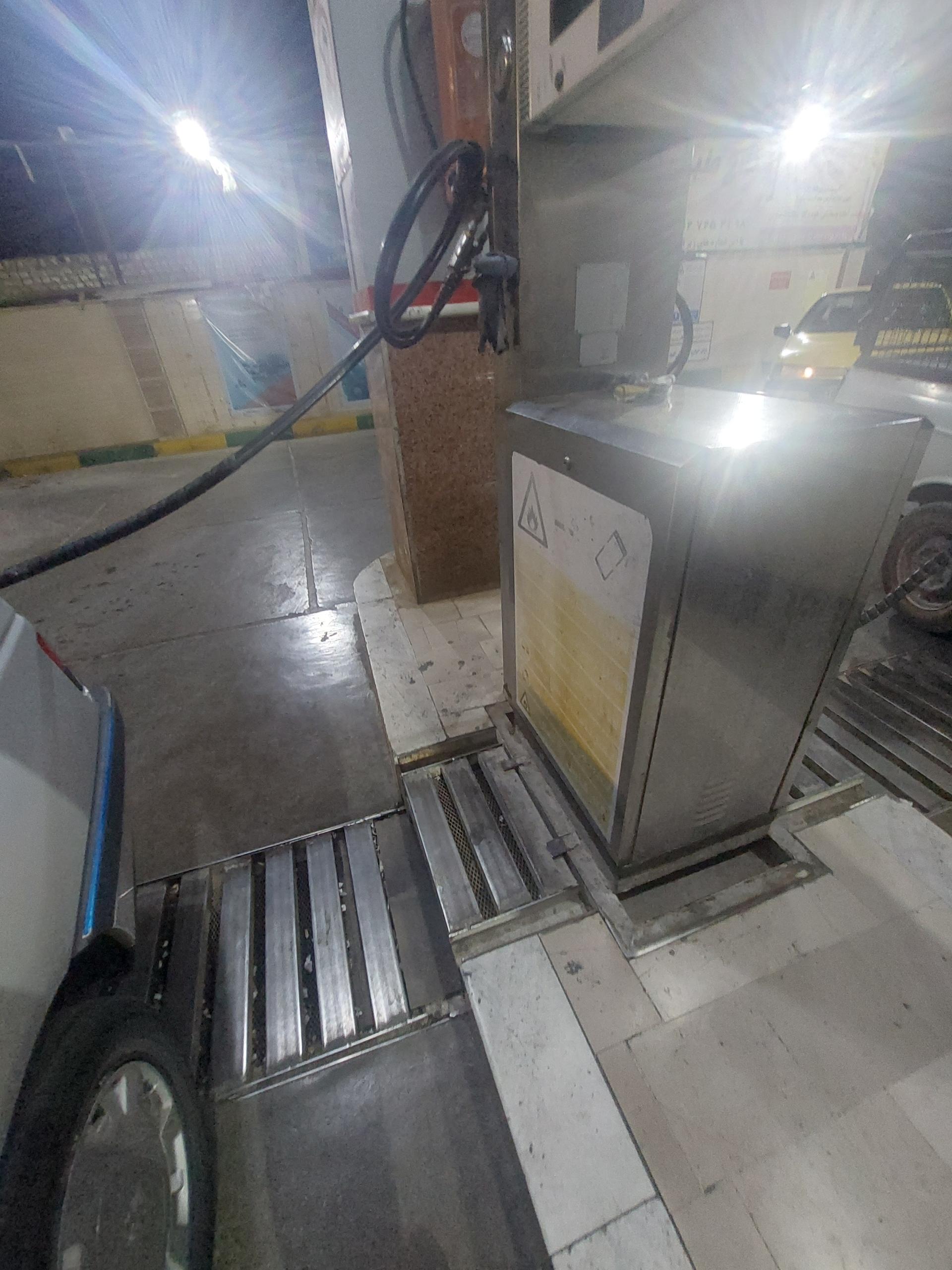 عکس پمپ گاز سی ان جی نصر